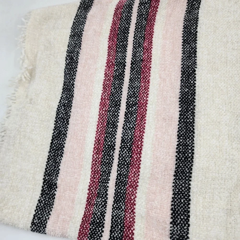 NWT Style & Co Women’s Chenille‎ Pink Plaid Scarf Gifts Stocking Stuffer Soft